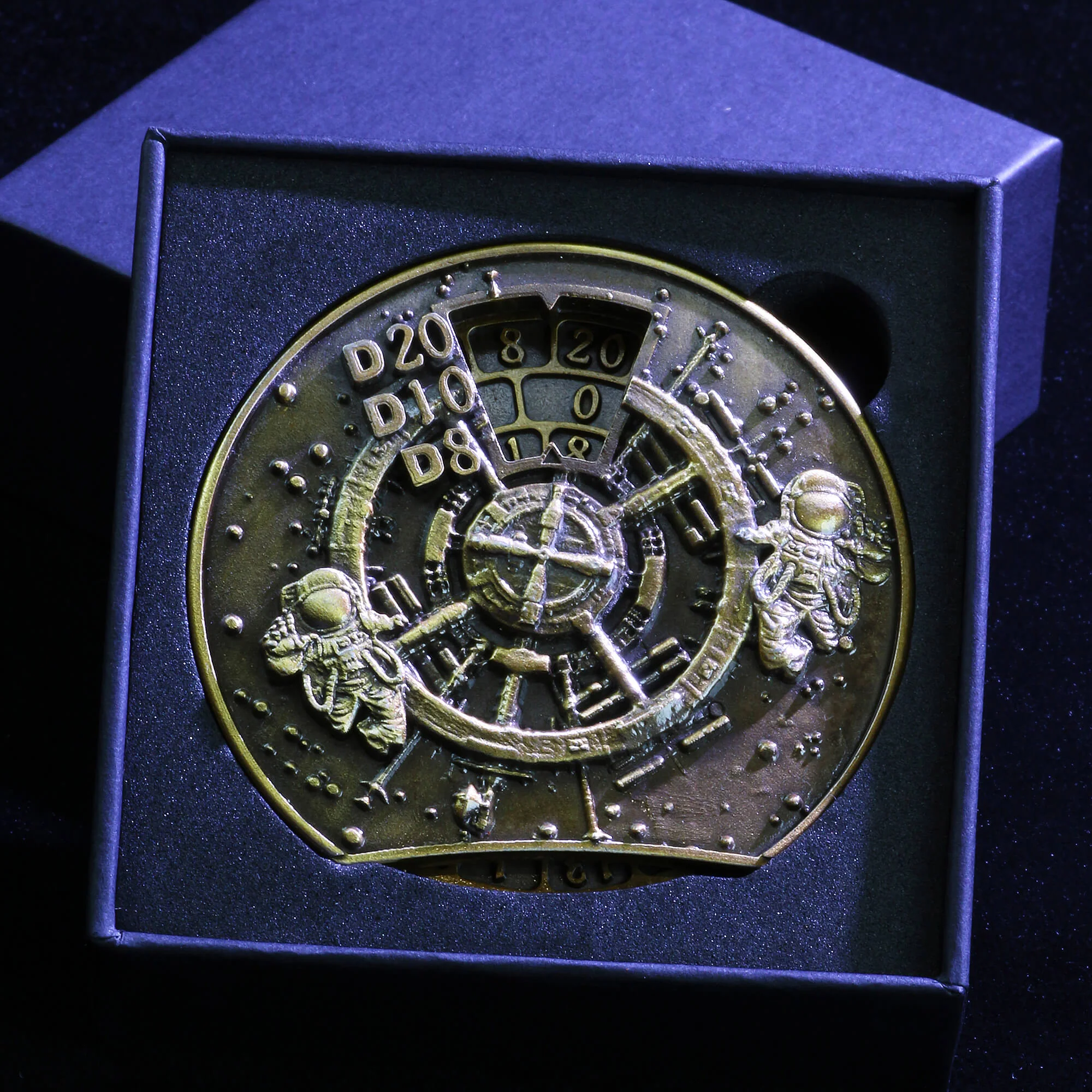 Astronaut 7 in 1 Roulette Metal DND Dice Fidget Spinner Gyroid Dice - Image 18
