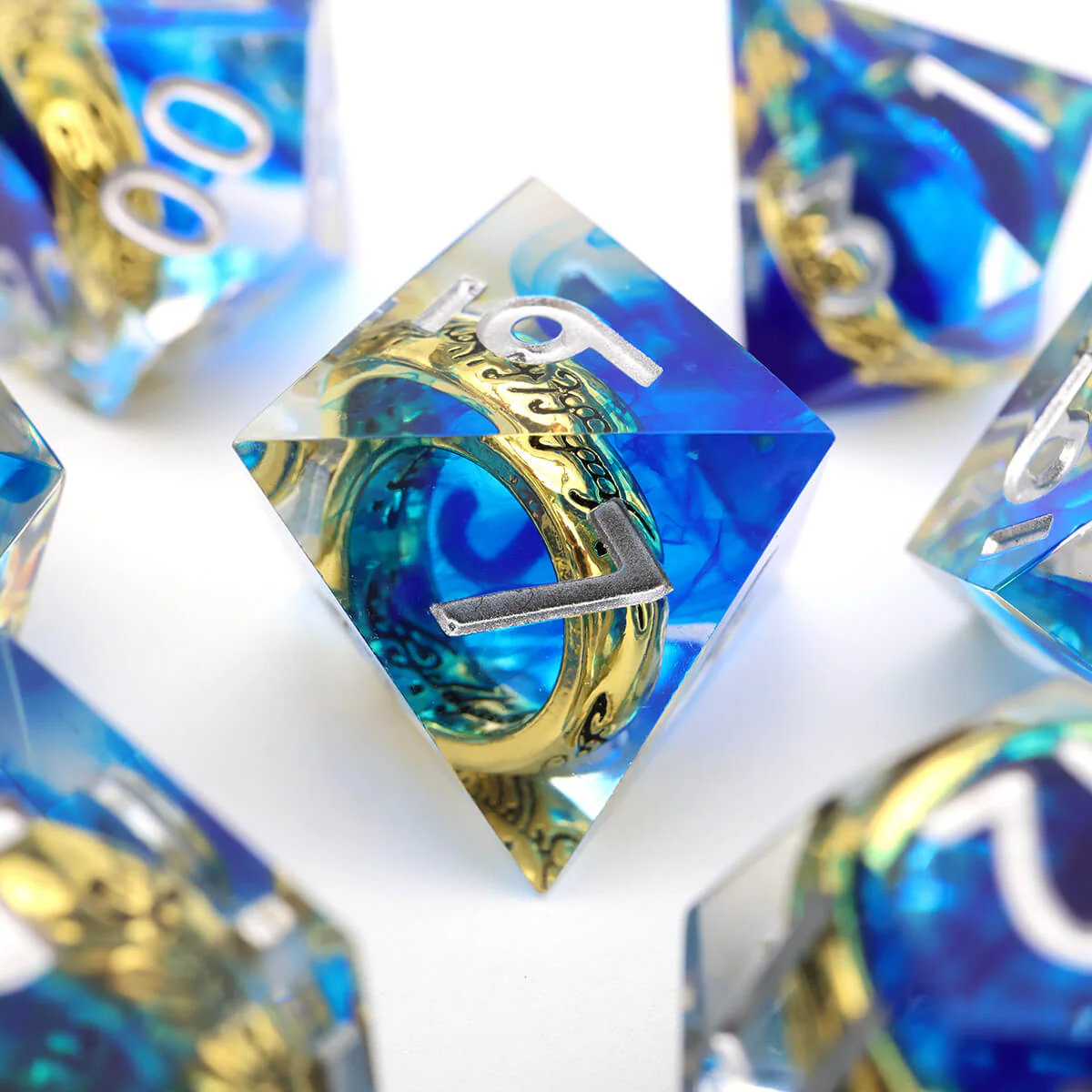Blue Magic Ring 7-Piece Sharp Edge DND Dice Set - Image 7