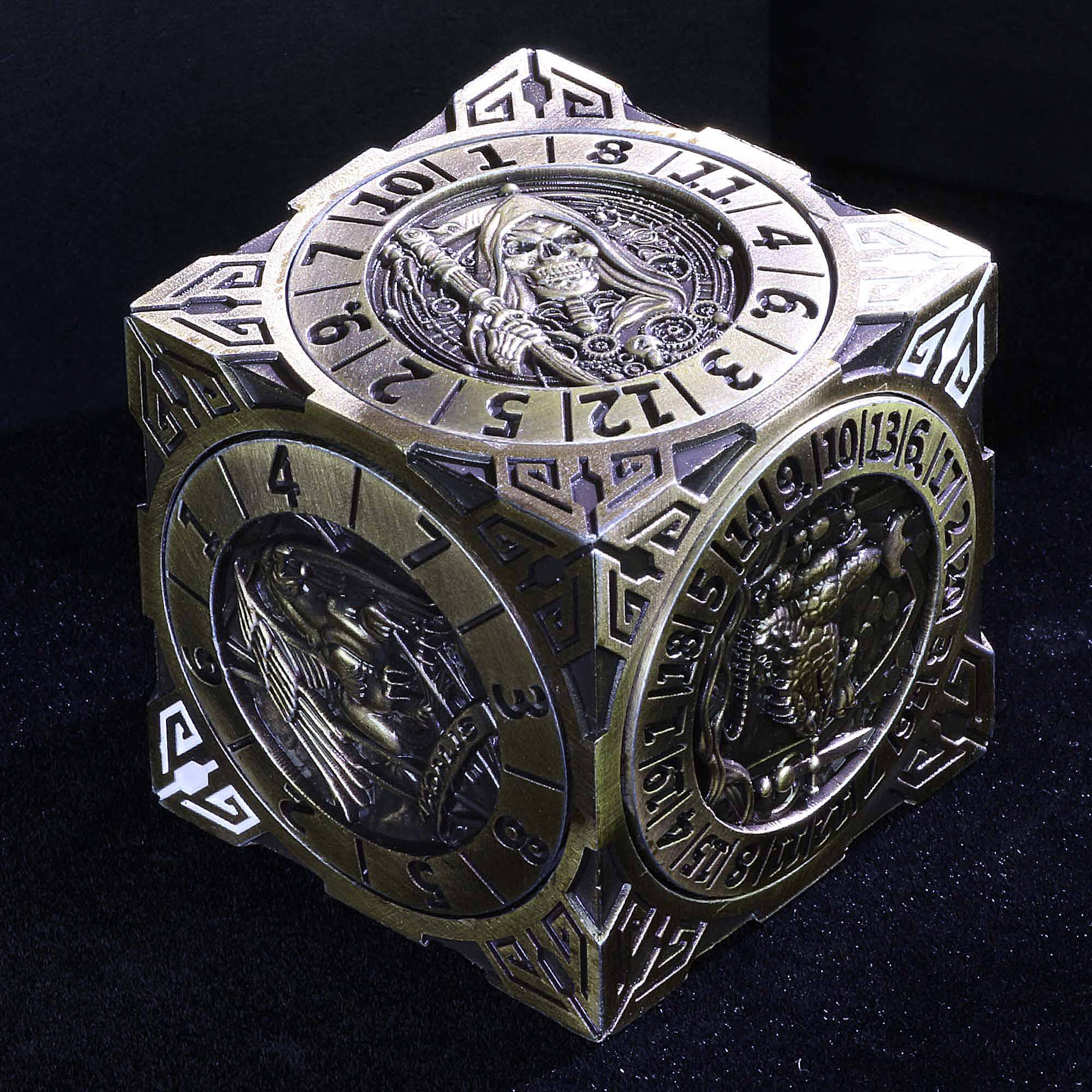 Dragon Cthulhu Skull 7 in 1 Cube 6-sided Rotating DND Metal Dice - Image 5